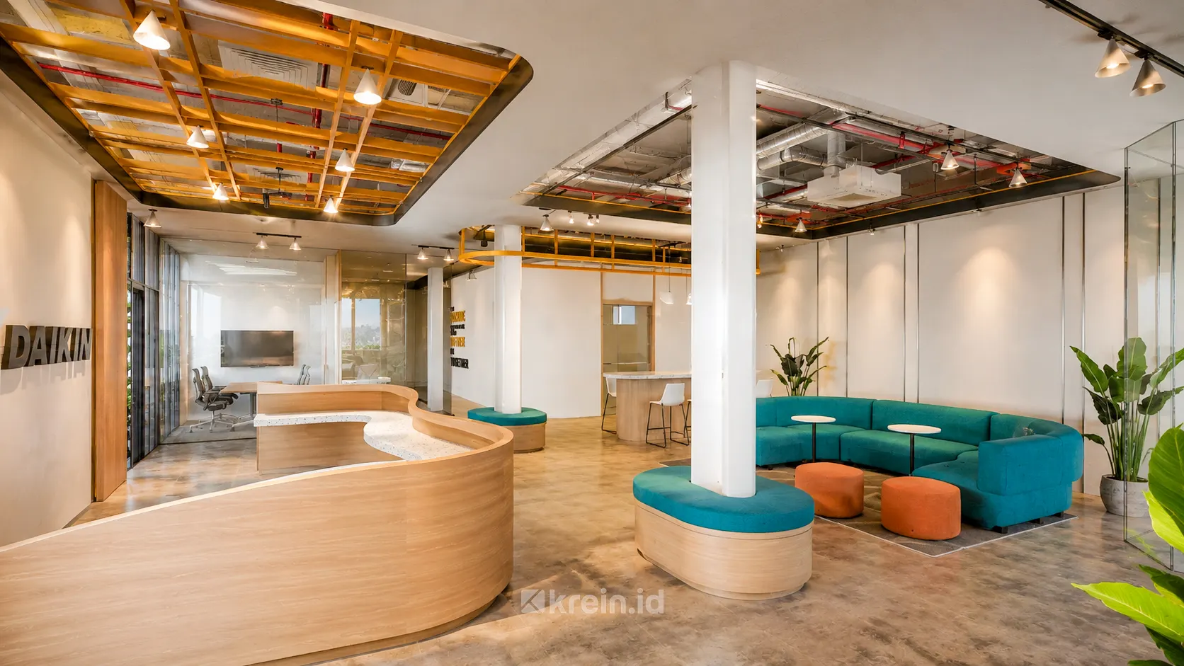 DAIKIN Office Design — Live Showroom — interior oleh KREIN Pekanbaru
